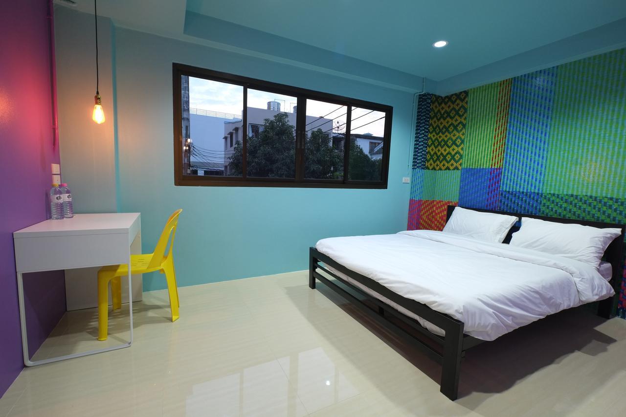 Everyday @khaosan Albergue *